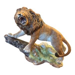 Franklin Mint AFRICAN LION The Great Cats Of The World Figurine 1989 Porcelain